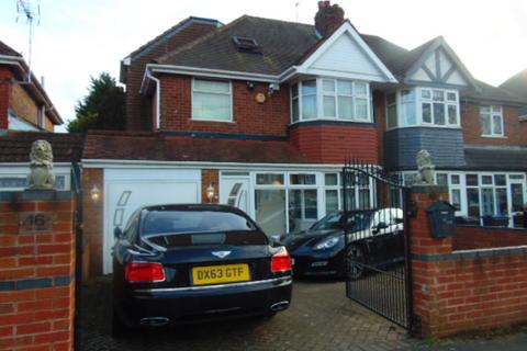 5 bedroom semi-detached house for sale