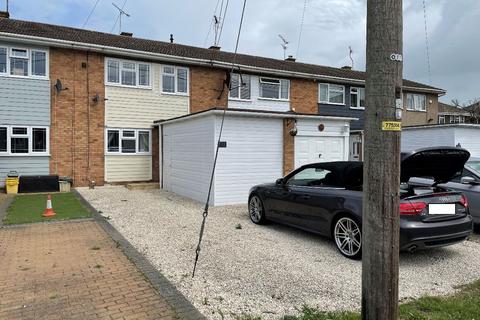 Waarden Road, Canvey Island 3 bed terraced house for sale