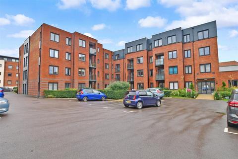 Garland Road, East Grinstead, West... 1 bed flat for sale