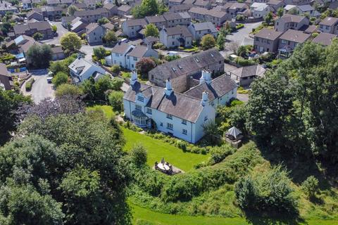 Collin Road, Kendal, LA9 5LH 5 bed detached house for sale
