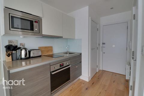 Station Road, Hayes 1 bed apartment for sale