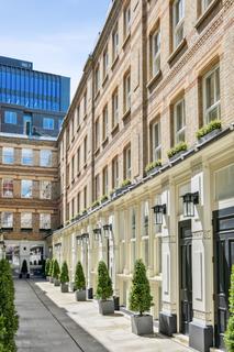 Pinks Mews, 1
