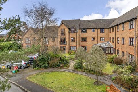 Fleet,  Hampshire,  GU51 2 bed retirement property for sale