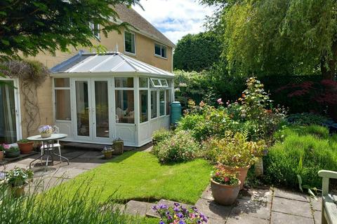 Corinium Gate, Cirencester... 3 bed semi