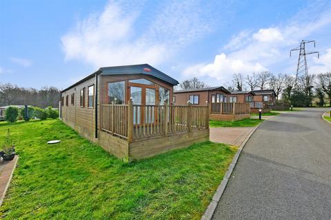 Plaxdale Green Road, Stansted... 2 bed park home for sale