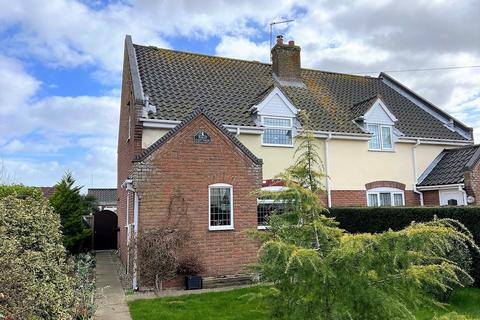 The Street, Hickling 3 bed cottage for sale