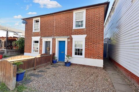 Waterside, Brightlingsea, Colchester CO7 2 bed house for sale