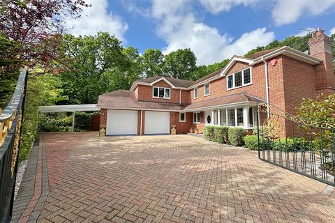 Verwood 5 bed detached house for sale