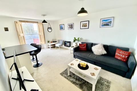 High Street, Tenby, Pembrokeshire, SA70 1 bed flat for sale