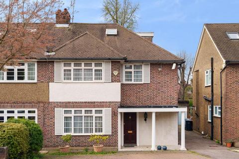 Sellers Hall Close,  Finchley,  N3 5 bed semi