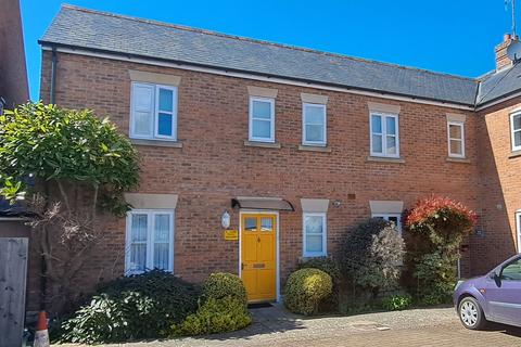 Bridport 2 bed flat for sale