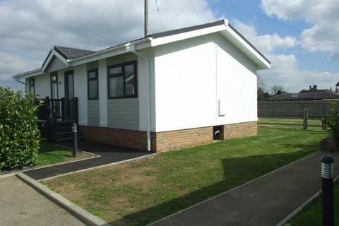 2 bedroom mobile home for sale