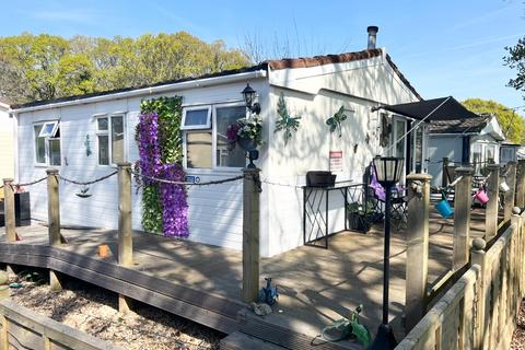 Church Farm Close, Dibden... 2 bed mobile home for sale