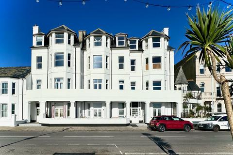 Marine Parade, Worthing, BN11 3QG 1 bed apartment for sale