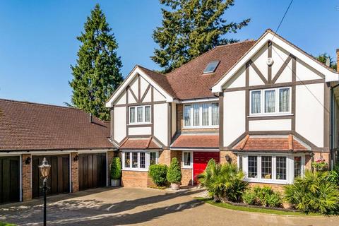 Hempstead Road, Hertfordshire WD17 6 bed detached house for sale