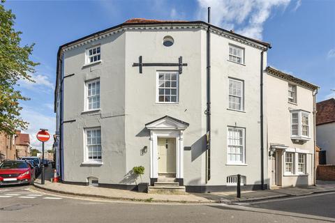 Tarrant Street, Arundel 3 bed house for sale