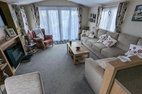 2 bedroom mobile home for sale