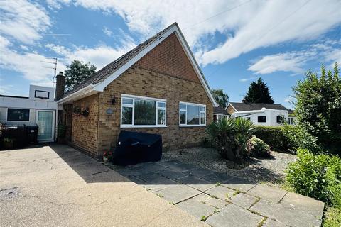 4 bedroom detached bungalow for sale