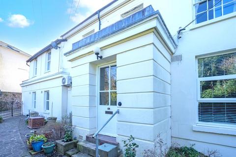 St. Andrews House, Graham Road... 2 bed apartment for sale
