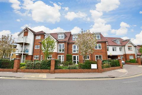 Broomstick Hall Road, Waltham Abbey... 2 bed flat for sale