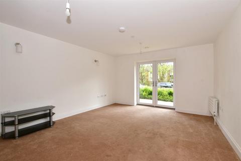 1 bedroom ground floor flat for sale