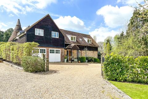 London Road, Westerham, TN16 5 bed detached house for sale