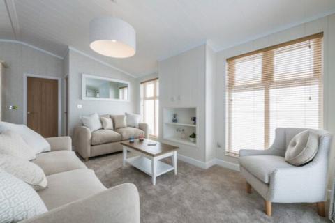 Avon Park, Warwick Road CV37 2 bed lodge for sale