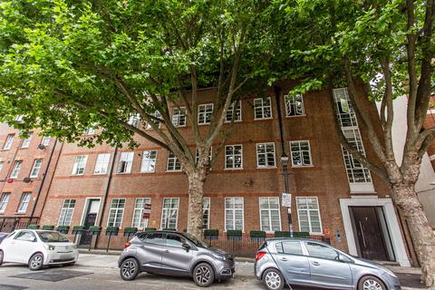 Halesworth Court, Bow, E3 3 bed flat for sale