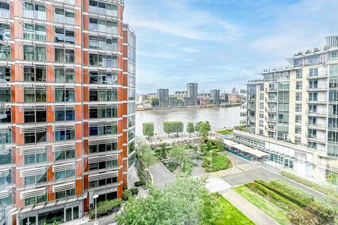 Spinnaker House, Battersea Reach... 3 bed flat for sale