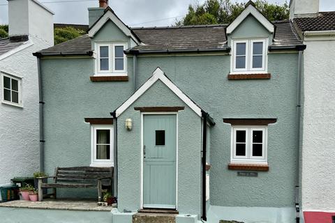 2 bedroom cottage for sale