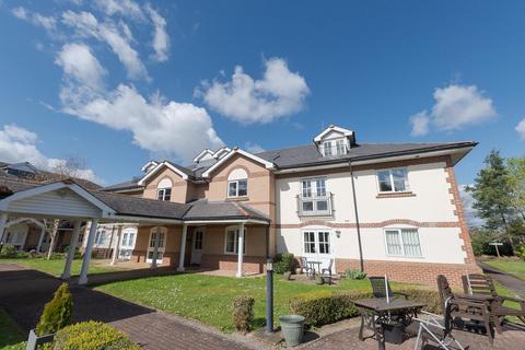 Sycamore House, Woodland Court... 1 bed flat for sale