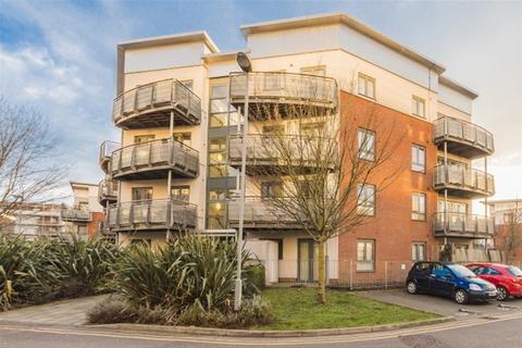 Hale House, Berber Parade, Woolwich 1 bed flat for sale