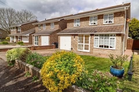 Island Close, Hayling Island 4 bed detached house for sale