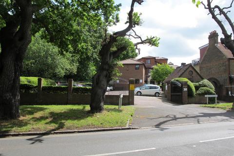 Chingford Lane, Woodford Green 1 bed retirement property for sale