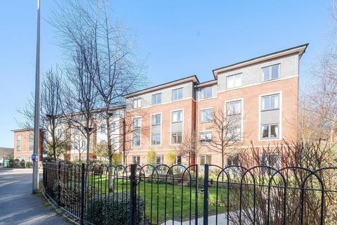 Newbury,  Berkshire,  RG14 1 bed retirement property for sale