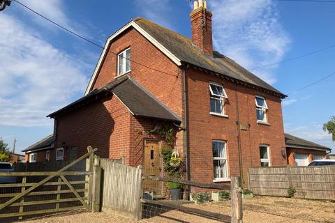 Sheephurst Lane, Tonbridge TN12 4 bed semi