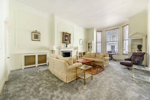 Lexham Gardens, Kensington, London, W8 2 bed flat for sale