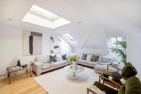 Elgin Crescent, London, W11 3 bed flat for sale