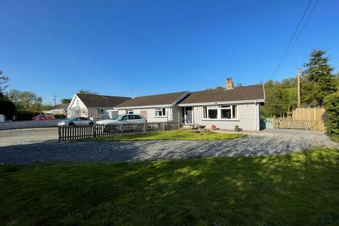 4 bedroom detached bungalow for sale