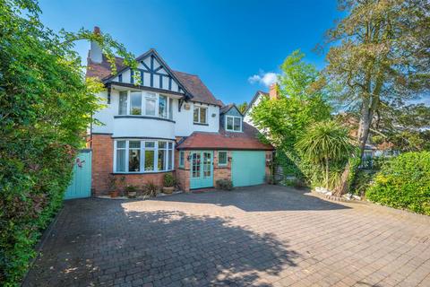 Haslucks Green Road, Shirley, Solihull 4 bed detached house for sale