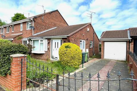 2 bedroom semi-detached bungalow for sale