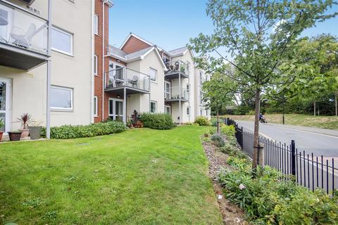 Somers Brook Court, Newport, PO30 5UN 1 bed apartment for sale
