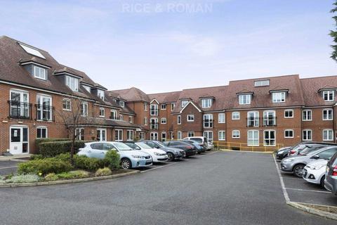 Oyster Lane, West Byfleet KT14 1 bed retirement property for sale