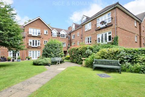 Epsom Road, Leatherhead KT22 2 bed retirement property for sale