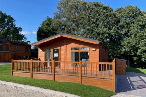 Homestead Lake Country Park, Thorpe... 2 bed lodge for sale