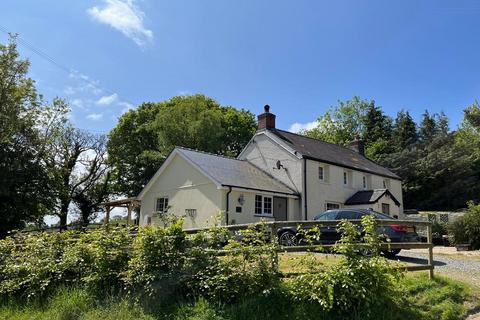 3 bedroom property with land for sale