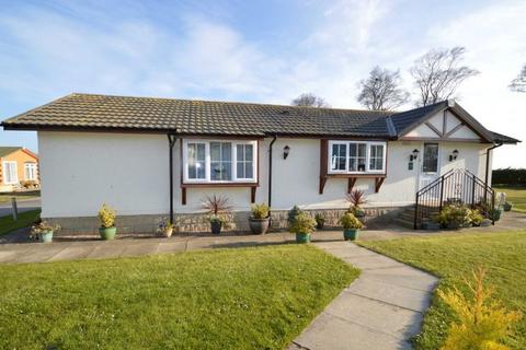 16 Seaview Avenue, Seaton Road DD11 2 bed park home for sale