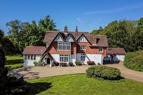 Moonhills Lane, Beaulieu, Hampshire... 6 bed detached house for sale