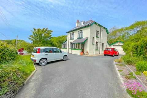 Llangoedmor, Cardigan 4 bed detached house for sale