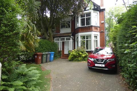 5 bed semi-detached house